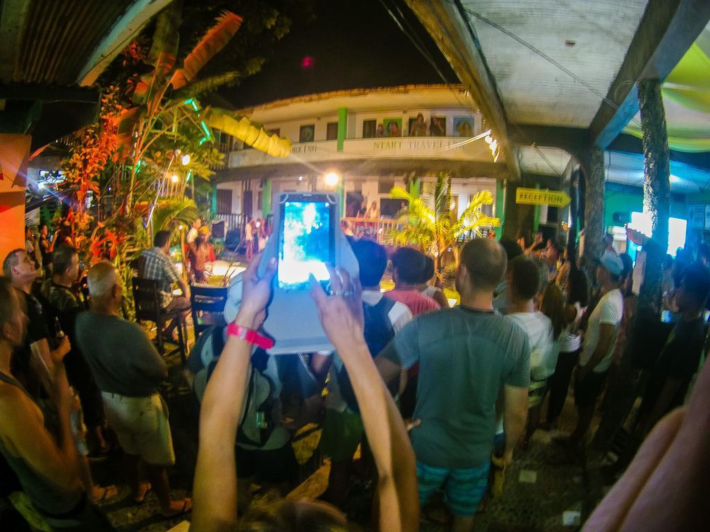 Jeepney Hostel And Kite Resort Balabag (Boracay) Exterior foto