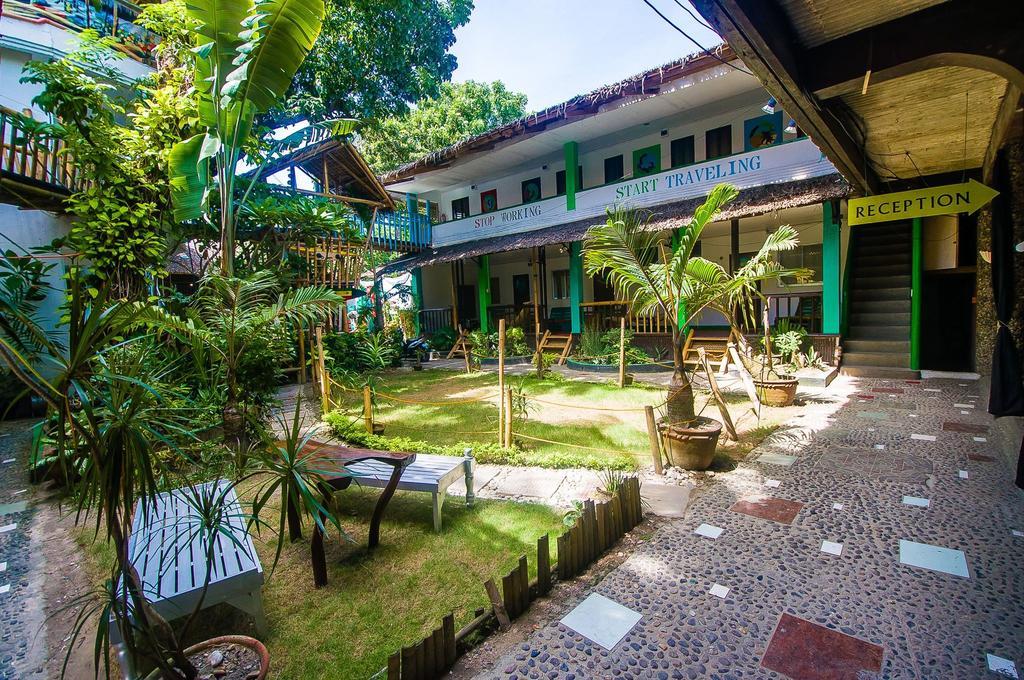 Jeepney Hostel And Kite Resort Balabag (Boracay) Exterior foto