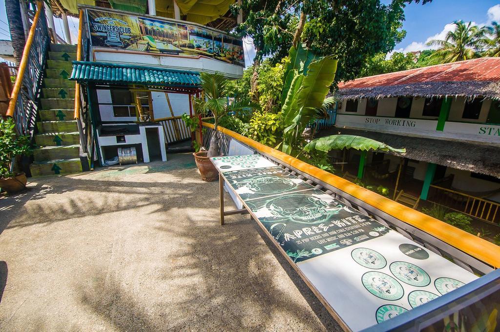 Jeepney Hostel And Kite Resort Balabag (Boracay) Exterior foto