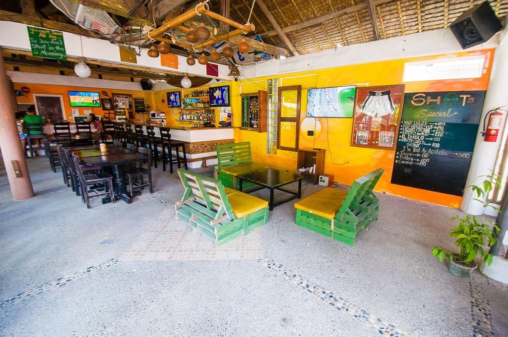 Jeepney Hostel And Kite Resort Balabag (Boracay) Exterior foto