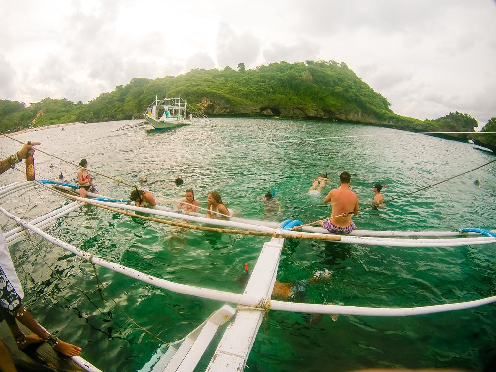 Jeepney Hostel And Kite Resort Balabag (Boracay) Exterior foto