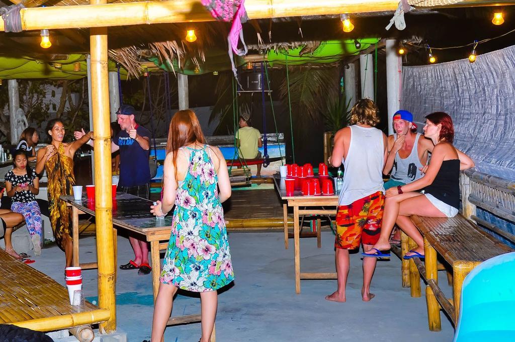 Jeepney Hostel And Kite Resort Balabag (Boracay) Exterior foto