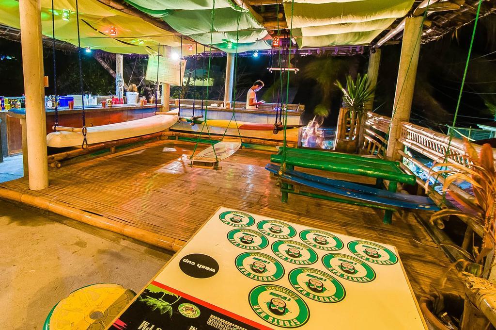 Jeepney Hostel And Kite Resort Balabag (Boracay) Exterior foto