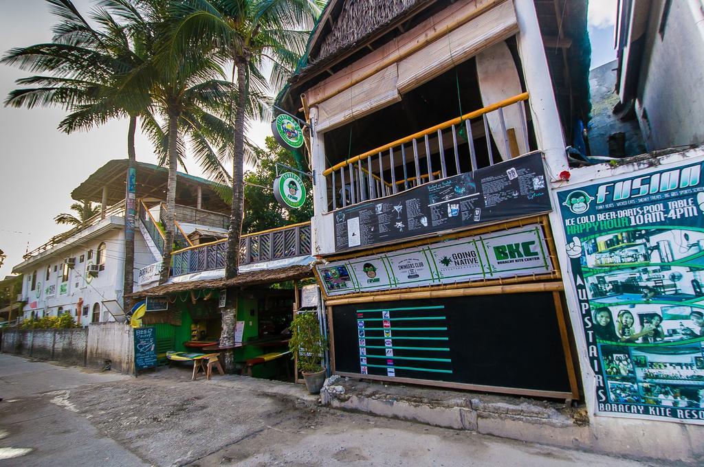 Jeepney Hostel And Kite Resort Balabag (Boracay) Exterior foto
